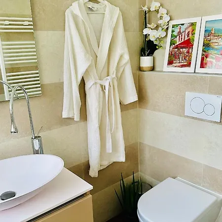 Luxurious Privacy - 130M2 Entire Floor, Pool, Parking, Ac - 5' Croisette - Plage Des Sports Apartment