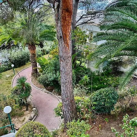 Luxurious Privacy - 130M2 Entire Floor, Pool, Parking, Ac - 5' Croisette - Plage Des Sports * Cannes